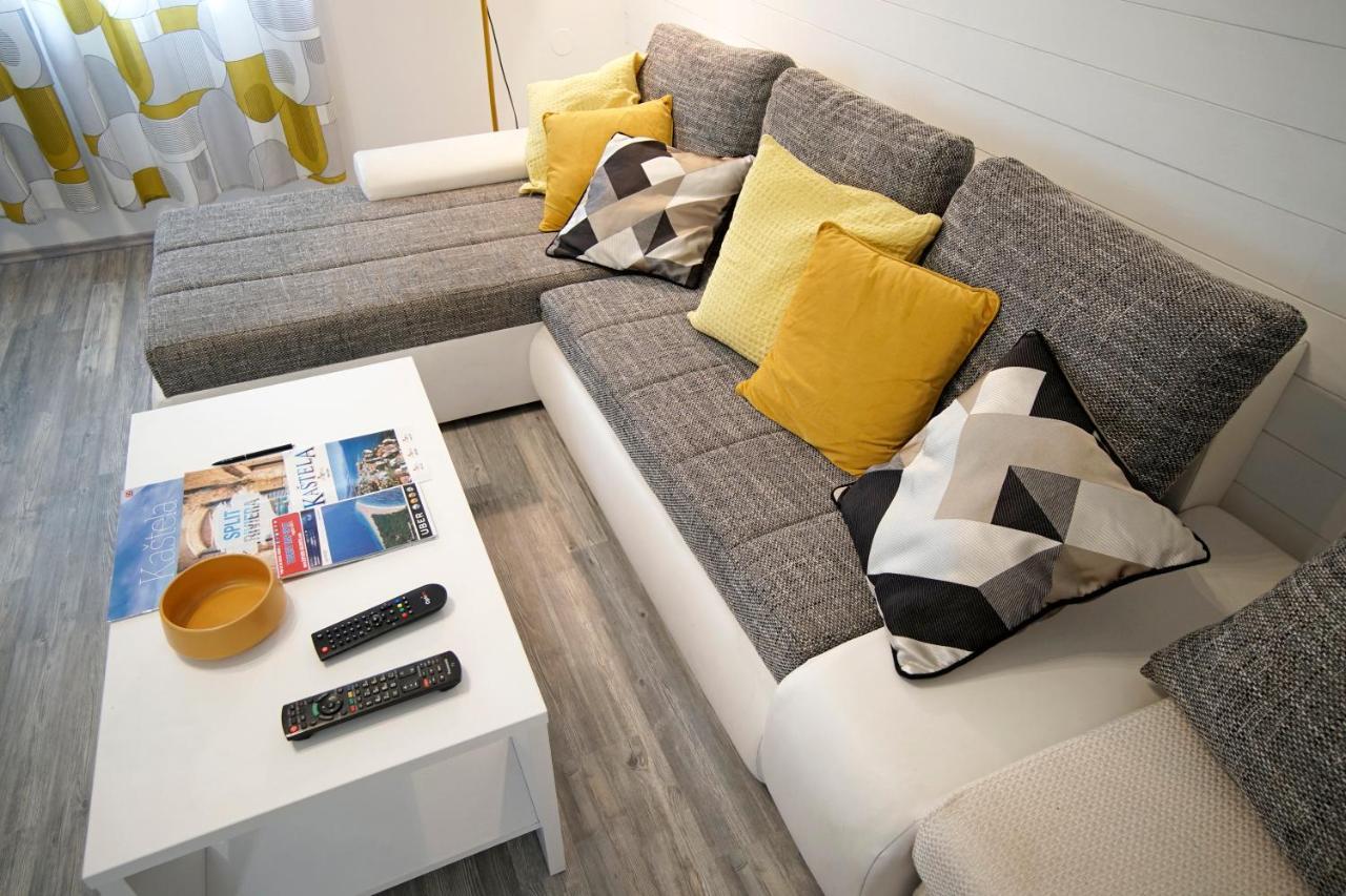 House - Apartman Sarah คาชเตลา ภายนอก รูปภาพ