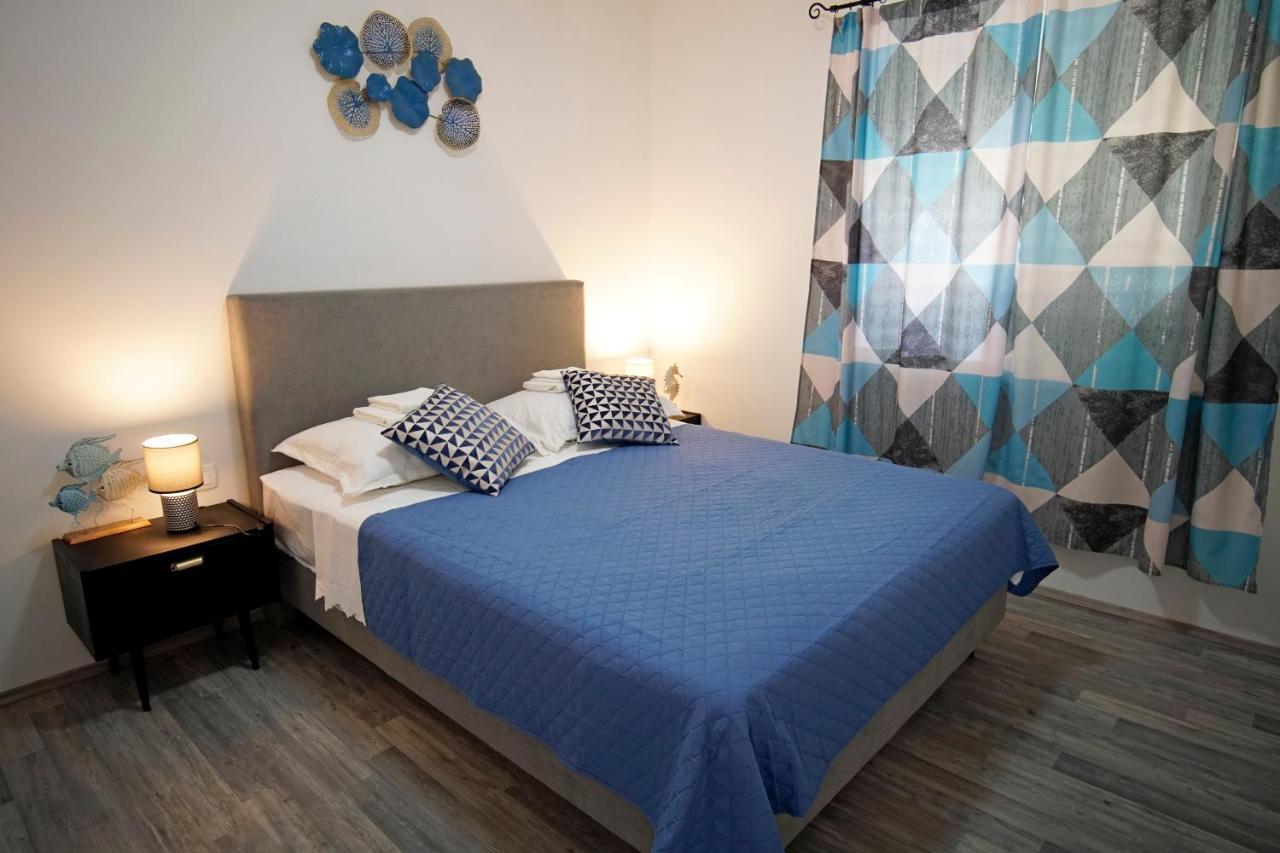 House - Apartman Sarah คาชเตลา ภายนอก รูปภาพ
